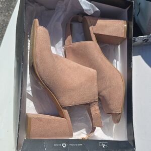 Chinese Laundry Blush Suede Mules